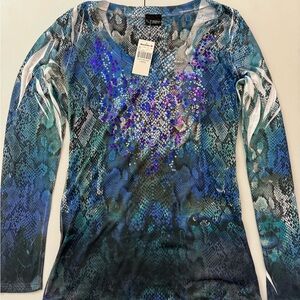 Daytrip Fitted Graphic Blouse in Blue and Purple Long Sleeve